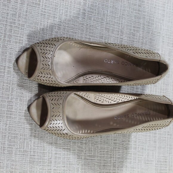 Franco Sarto Size 7M Light Brown Peep Toe Wedge Heels - Picture 2 of 6